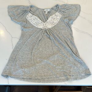 Loft Gray Short Sleeve T-Shirt With Lace Detail Size Small